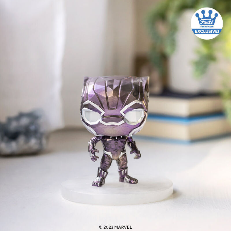 Funko pop black shop panther purple glow